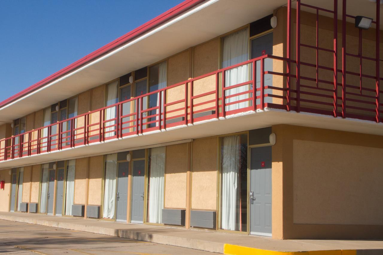 Executive Inn Ponca City Ngoại thất bức ảnh
